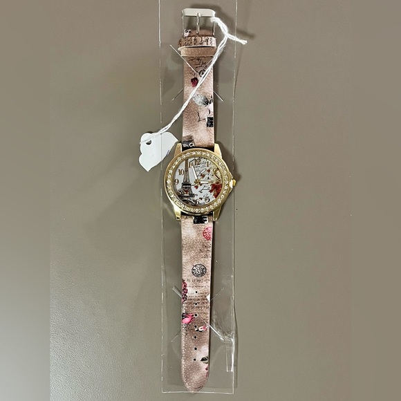 Pink Watch - Picture 6 of 6